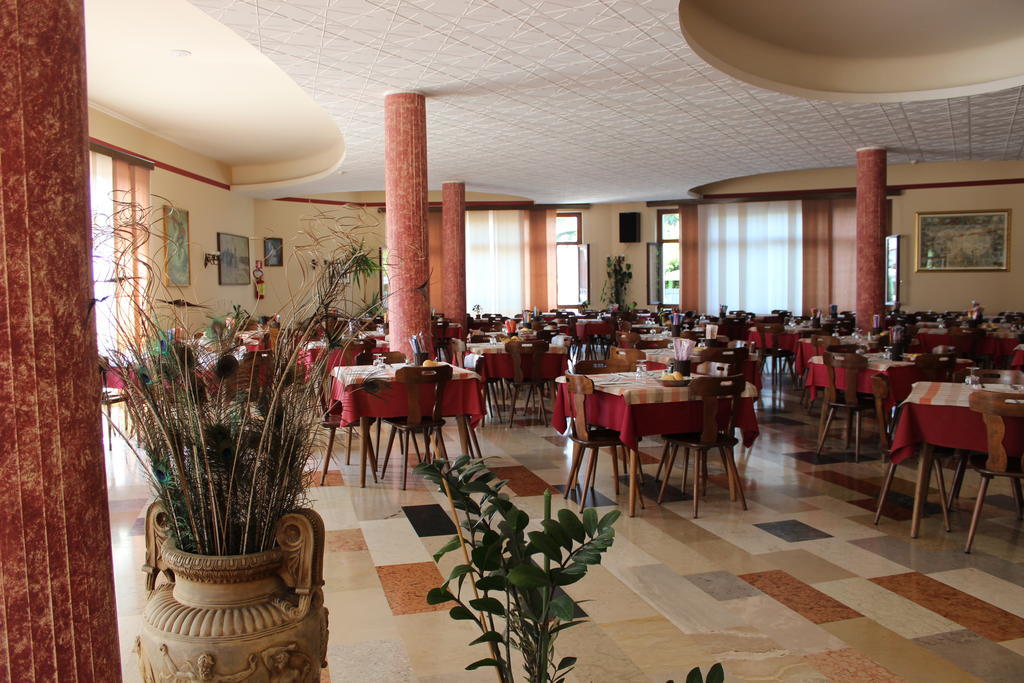 Albergo Napoleone Sant'Ambrogio di Valpolicella Exterior photo